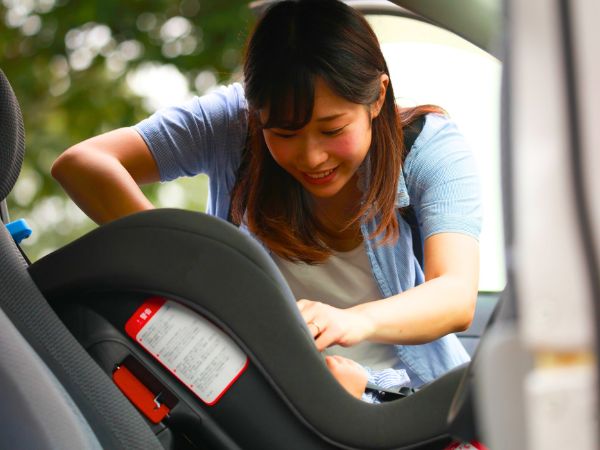 Avoid These Costly Child Car Seat Mistakes on Your Iceland Family Trip